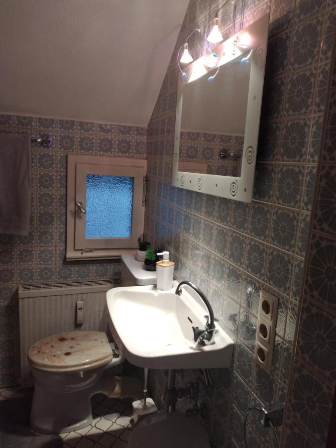 Ferienwohnung "Kunterbunt" Mit Burgblick Und Dachterrasse Monschau Eksteriør billede